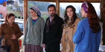 Toygan Avanoğlu, Aslıhan Güner, İsmail Demirci, Aslıhan Kapanşahin, Berfin Nilsu Aktaş, Gizem Güneş, Zeynep Koltuk, Kuzey Yıldızı İlk Aşk