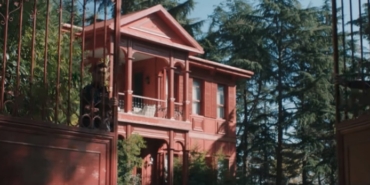 Tolga Sarıtaş, Ferhat ile Şirin, Cansu Dere, Leyla Tanlar, Yıldıray Şahinler, Ushan Çakır, Emel Çölgeçen