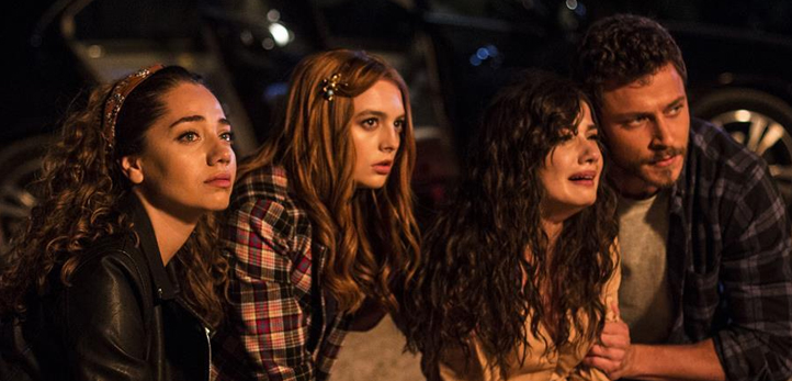 Eşkıya Dünyaya Hükümdar Olmaz, Kanal D, Afili Aşk, Çağlar Ertuğrul, Burcu Özberk, Altan Erkekli, Neşe Baykent, Asena Tuğal