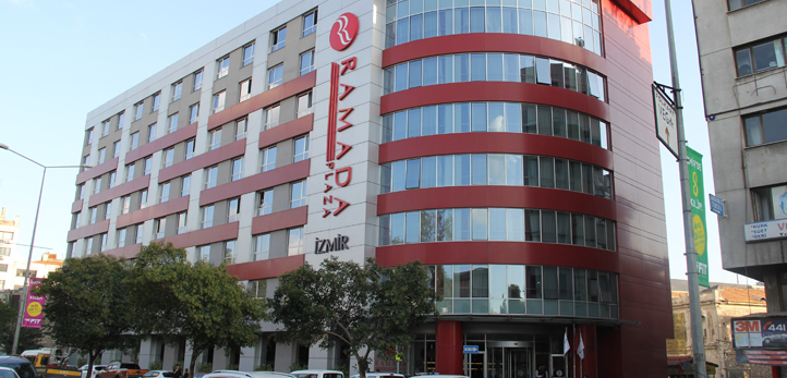 Öykü Gürman, Sen Anlat Karadeniz, Ulaş Tuna Astepe, İrem Helvacıoğlu, Sinan Tuzcu, Ali Ersan Duru, Gülper Özdemir, Erdal Cindoruk, Beran Soysal, Belfu Benian