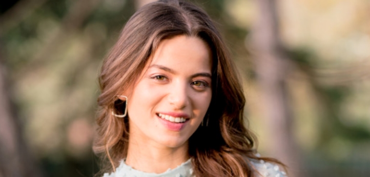 Tolga Sarıtaş, Fox TV, Ferhat ile Şirin, Cansu Dere, Leyla Tanlar