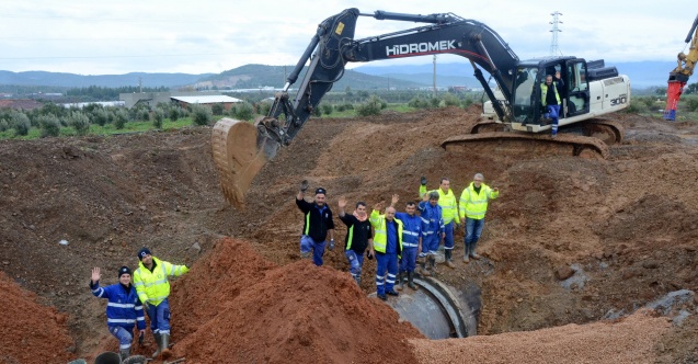 İzmir’de su kesintisi sorunu çözüldü, 3 ilçeye su verildi