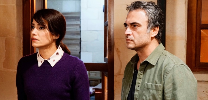 Engin Altan Düzyatan, Burçin Terzioğlu, Sarp Akkaya, Berrak Tüzünataç, Fox TV