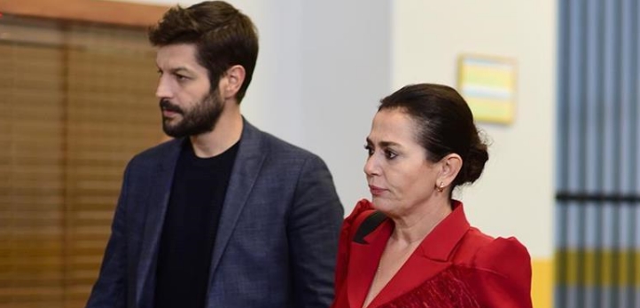 Hande Erçel, Buğra Gülsoy, Kanal D, Mustafa Yıldıran, Mustafa Avkıran, Duygu Sarışın, Selen Öztürk, Tugay Mercan, Başak Daşman, Azize