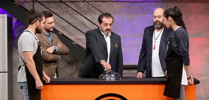 Taner Ölmez, Mucize Doktor, Onur Tuna, Sinem Ünsal, Hazal Türesan, Özge Özder, Hayal Köseoğlu, Reha Özcan