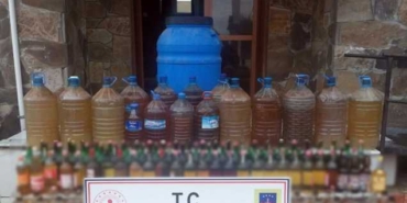 İzmir Dikili'de kaçak şarap operasyonu