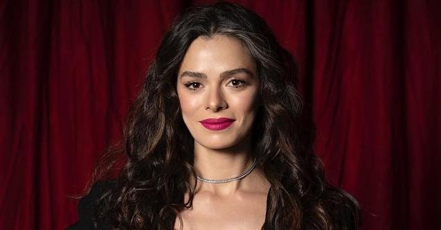 Özge Özpirinçci boy kilo kaç, dizileri, evli mi, eşi / sevgilisi kim, filmleri, aslen nereli?