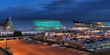 İzmir Adnan Menderes Havalimanı otopark ücreti belli oldu