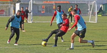 Savaşçı dizisi, Berk Oktay, Murat Serezli, Sarp Levendoğlu, Müjde Uzman, Gaye Turgut Evin, Savaşçı dizisi ne zaman, Savaşçı dizisi hangi gün, Savaşçı dizisi hangi kanalda, Savaşçı dizisi yeni bölüm fragmanı, Savaşçı dizisi son bölüm fragmanı, Savaşçı yeni bölüm fragmanı, Savaşçı son bölüm fragmanı