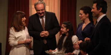 Ece Çeşmioğlu, Zafer Algöz, Tutunamayanlar, Tutunamayanlar ne zaman, Tutunamayanlar hangi gün, Tutunamayanlar hangi kanalda, Tutunamayanlar yeni bölüm fragmanı, Doğu Demirkol, Yeliz Kuvancı, Barış Yıldız, Şinasi Yurtsever, Hande Katipoğlu