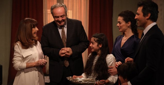 Ece Çeşmioğlu, Zafer Algöz, Tutunamayanlar, Tutunamayanlar ne zaman, Tutunamayanlar hangi gün, Tutunamayanlar hangi kanalda, Tutunamayanlar yeni bölüm fragmanı, Doğu Demirkol, Yeliz Kuvancı, Barış Yıldız, Şinasi Yurtsever, Hande Katipoğlu