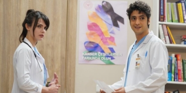 Melike İpek Yalova, Hilal Altınbilek, Vahide Perçin, Uğur Güneş, Kerem Alışık, Bir Zamanlar Çukurova, Bir Zamanlar Çukurova ne zaman, Bir Zamanlar Çukurova hangi gün, Bir Zamanlar Çukurova hangi kanalda, Murat Ünalmış