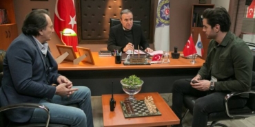 Ebru Şahin, Akın Akınözü, Ayda Aksel, Serhat Tutumluer, Gülçin Santırcıoğlu, Tansu Taşanlar, Oya Unustası, Hercai dizisi, Hercai dizisi ne zaman, Hercai dizisi hangi gün, Hercai dizisi hangi kanalda