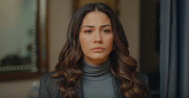 Beren Saat, Melisa Şenolsun, Hazal Türesan, Cezmi Baskın, Mehmet Günsür