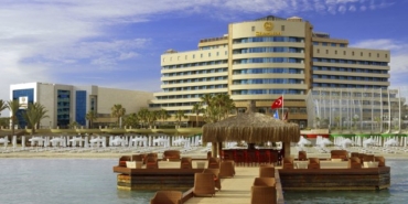 Hakan Muhafız, Çağatay Ulusoy, Hazar Ergüçlü, Burçin Terzioğlu, Okan Yalabık, Ayça Ayşin Turan