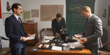 Star TV, Engin Akyürek, Sefirin Kızı, Neslihan Atagül Doğulu, Erdal Küçükkömürcü, Uraz Kaygılaroğlu, Doğukan Polat, Hivda Zizan Alp, Sefirin Kızı ne zaman, Sefirin Kızı hangi gün, Sefirin Kızı hangi kanalda, Erhan Alpay, Özlem Çakar Yalçınkaya, Tülin Yazkan