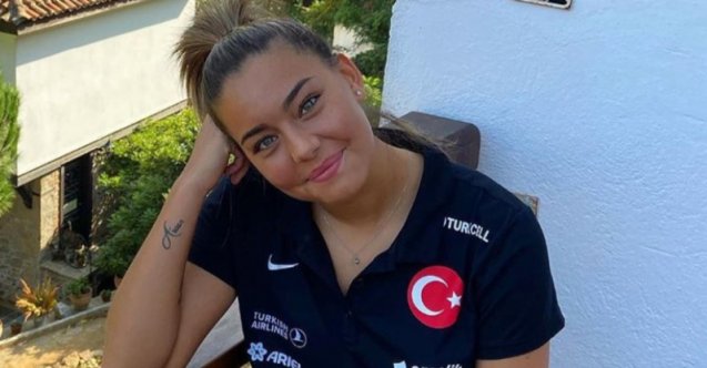 Acun Ilıcalı, Survivor, TV8, Aşkım Burçe Tunay