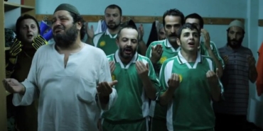 Çakallarla Dans filmi nerede çekildi, oyuncuları kim, hangi kanalda oynuyor, kaç yılında ne zaman çekildi?