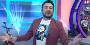 Çarkıfelek sunucusu Onur Büyüktopçu evli mi, nereli, hangi burç, Emre Karayel neden ayrıldı?