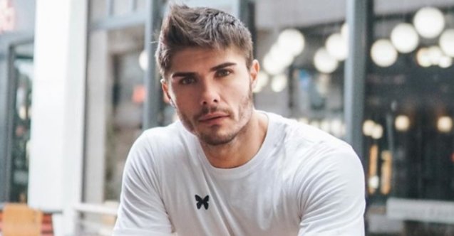 Survivor, Aycan Yanaç