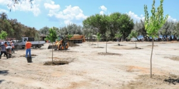 Seferihisar Akkum Plajı'nda çalışmalar devam ediyor