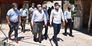 İzmir Valisi Yavuz Selim Köşger, tanışma ziyaretlerine Foça'dan başladı