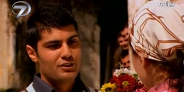 Kanal 7 Beyaz Giyme Toz Olur filmi oyuncuları isimleri nerede çekildi ne zaman kaç yılında çekildi?