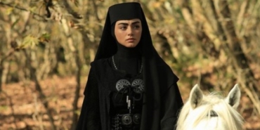 Burak Özçivit, Kuruluş Osman, Ragıp Savaş, Nurettin Sönmez, Saruhan Hünel, İsmail Hakkı Ürün, Ayşegül Günay Demir, Alma Terzic