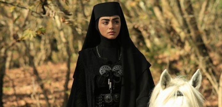 Burak Özçivit, Kuruluş Osman, Ragıp Savaş, Nurettin Sönmez, Saruhan Hünel, İsmail Hakkı Ürün, Ayşegül Günay Demir, Alma Terzic