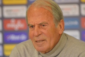 Altay'da Mustafa Denizli görevinden ayrıldı