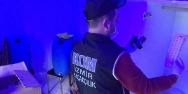 İzmir Buca’da sahte içki operasyonu: 3 kişi tutuklandı