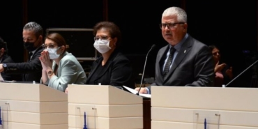 İzmir Yasemen Kafe ve Asansör Kafe fiyatları için eleştiri