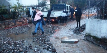 Karşıyaka, izmir, Aliağa, Balçova, Bayındır, Bayraklı, Bergama, Beydağ, Bornova, Buca, Çeşme, Çiğli, Dikili, Foça, Karabağlar, Karaburun, Menderes, Narlıdere, Seferihisar, Selçuk, Urla, son dakika izmir haberleri, İzmir Çocuk Filmleri Şenliği