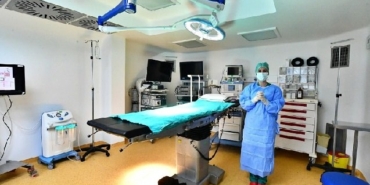 İzmir Eşrefpaşa Hastanesi ameliyathanesi hizmete girdi
