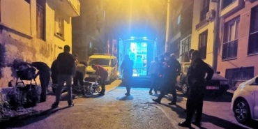 İzmir Bayraklı cinayete teşebbüs: Bayraklı Çiçek Mahallesi’nde Ezo E. Meryem Ç.’yi bıçakladı