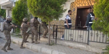 izmir, İzmir FETÖ operasyonu, İzmir Emniyet Müdürlüğü, İzmir İl Emniyet Müdürlüğü, Son Dakika İzmir, son dakika izmir haberleri