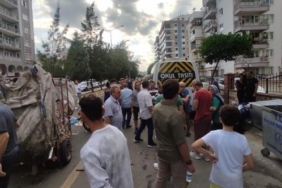 Aydın Efeler trafik kazası Efeler Mimar Sinan Mahallesi trafik kazası: 2 yaralı