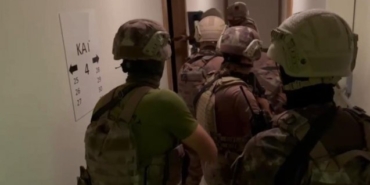 İzmir'de 'Camgöz' ve 'Beldekler' çetelerine operasyon: 18 gözaltı