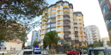 İzmir Torbalı Cumhuriyet Mahallesi’nde sahte içki can aldı