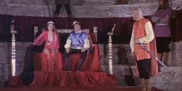 Tarkan Altın Madalyon filmi hangi yıl çekildi oyuncular kim Gosha’nın dirildiği sahne Gosha kim?