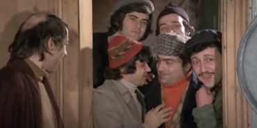 Mavi Boncuk filmi nerede çekildi ne zaman kaç yılında çekildi çevrildi konusu oyuncuları kim?