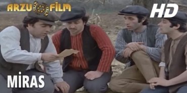 Salak Milyoner filmi nerede çekildi kaç yılında çekildi hangi kanalda oynuyor oyuncuları kim?