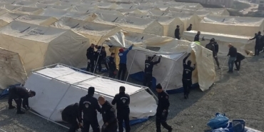Deprem bölgesine çadırlar kuruldu, su sorunu çözülecek