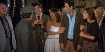 Köşeyi Dönen Adam filmi nerede çekildi oyuncuları kim kaç yılında ne zaman çekildi sonunda ne oluyor?