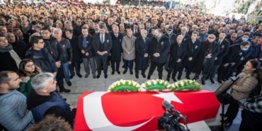 Selçuk Yaşar son yolculuğuna uğurlandı