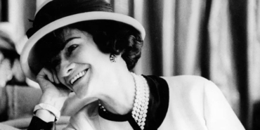 Coco Chanel kimdir kısaca hayatı parfümleri ile ünlü Coco Chanel kaç yaşında öldü biyografi bilgileri