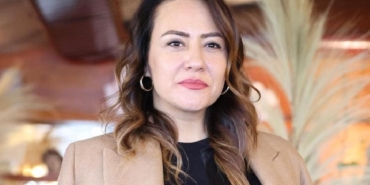 Ezgi Sertel kimdir kiminle evli eşi kocası kim Ezgi Sertel nereli ikizleri boyu kaç kaç kilo?