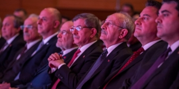 İzmir İkinci Yüzyılın İktisat Kongresi’ne Millet İttifakı Başkanları katıldı