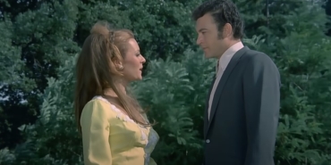 Senede Bir Gün filmi ne zaman çekildi kaç yılında nerede çekildi oyuncuları isimleri hangi kanalda?