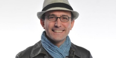 Emin Çapa aslen nereli kimdir boyu kaç burcu ne Emin Çapa evli mi eşi kim çocuğu var mı?